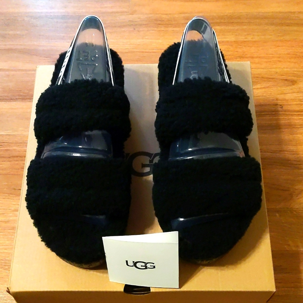 NEW Size 11 UGG Oh Fluffita Slippers